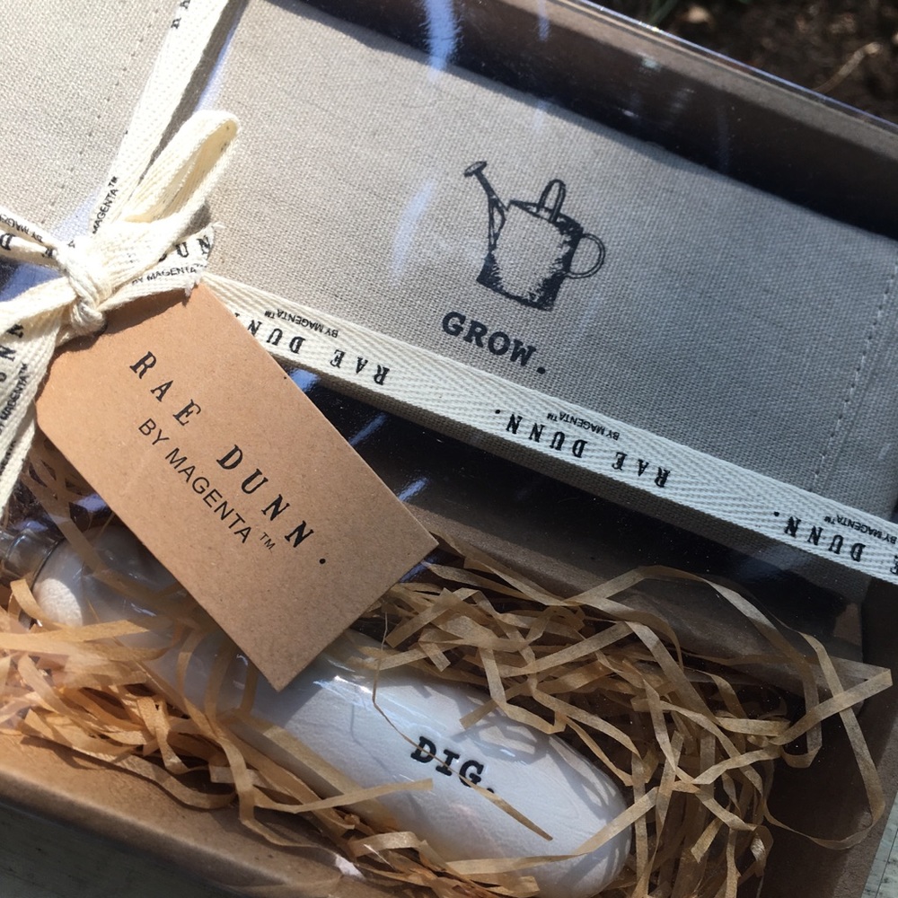 New Rae Dunn “Garden Gift Set” - Picture 2 of 4